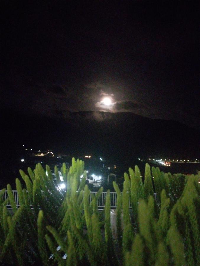 Villa Madinna Dieng Diyeng Bagian luar foto